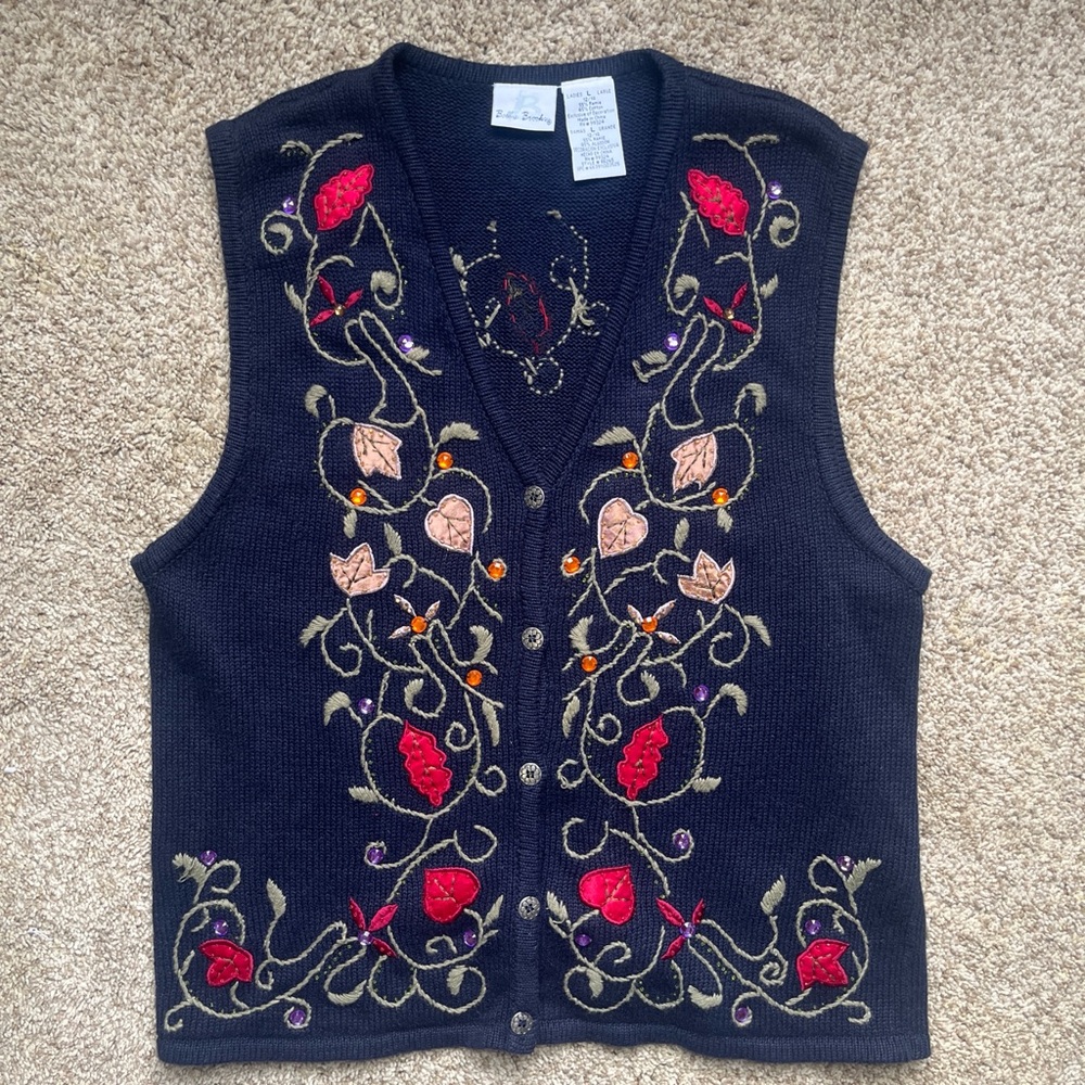 Bobbie Brooks women’s large vintage  Navy Blue Knit Vest with Floral Embroidery